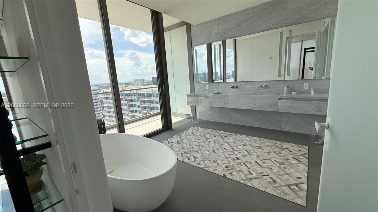 2000 S Ocean Dr, Unit 22B, Hallandale Beach, FL 33009 Photo