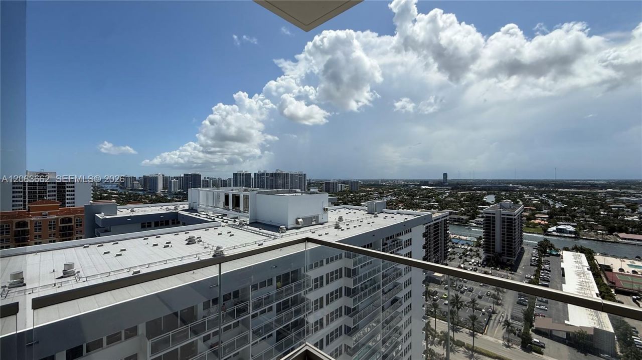 2000 S Ocean Dr, Unit 22B, Hallandale Beach, FL 33009 Photo