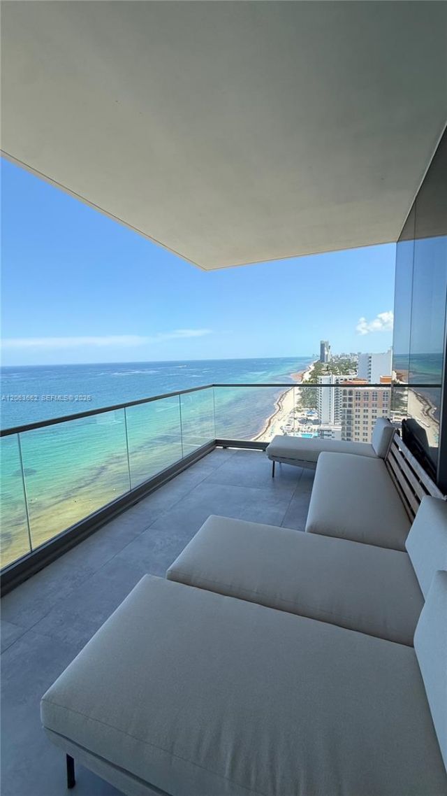2000 S Ocean Dr, Unit 22B, Hallandale Beach, FL 33009 Photo