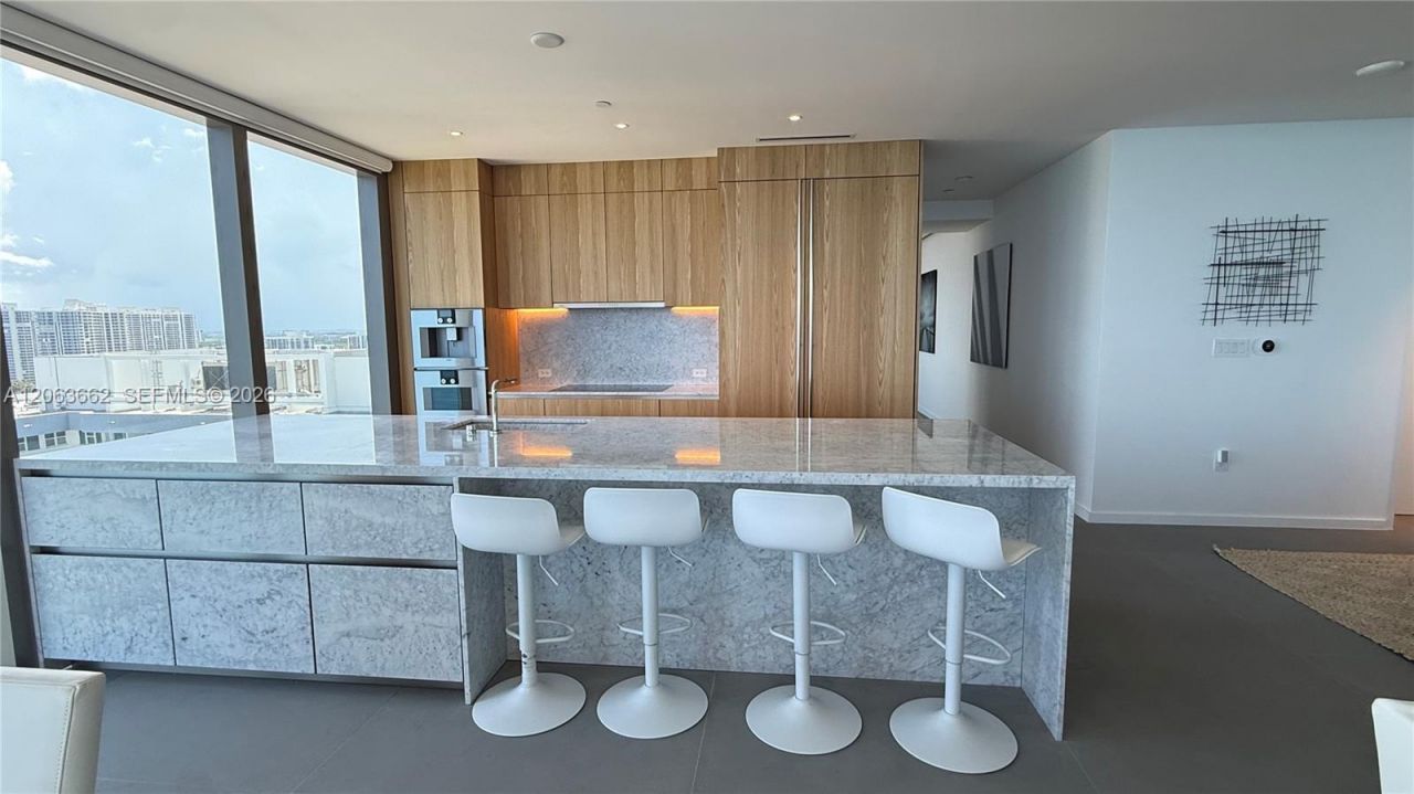 2000 S Ocean Dr, Unit 22B, Hallandale Beach, FL 33009 Photo