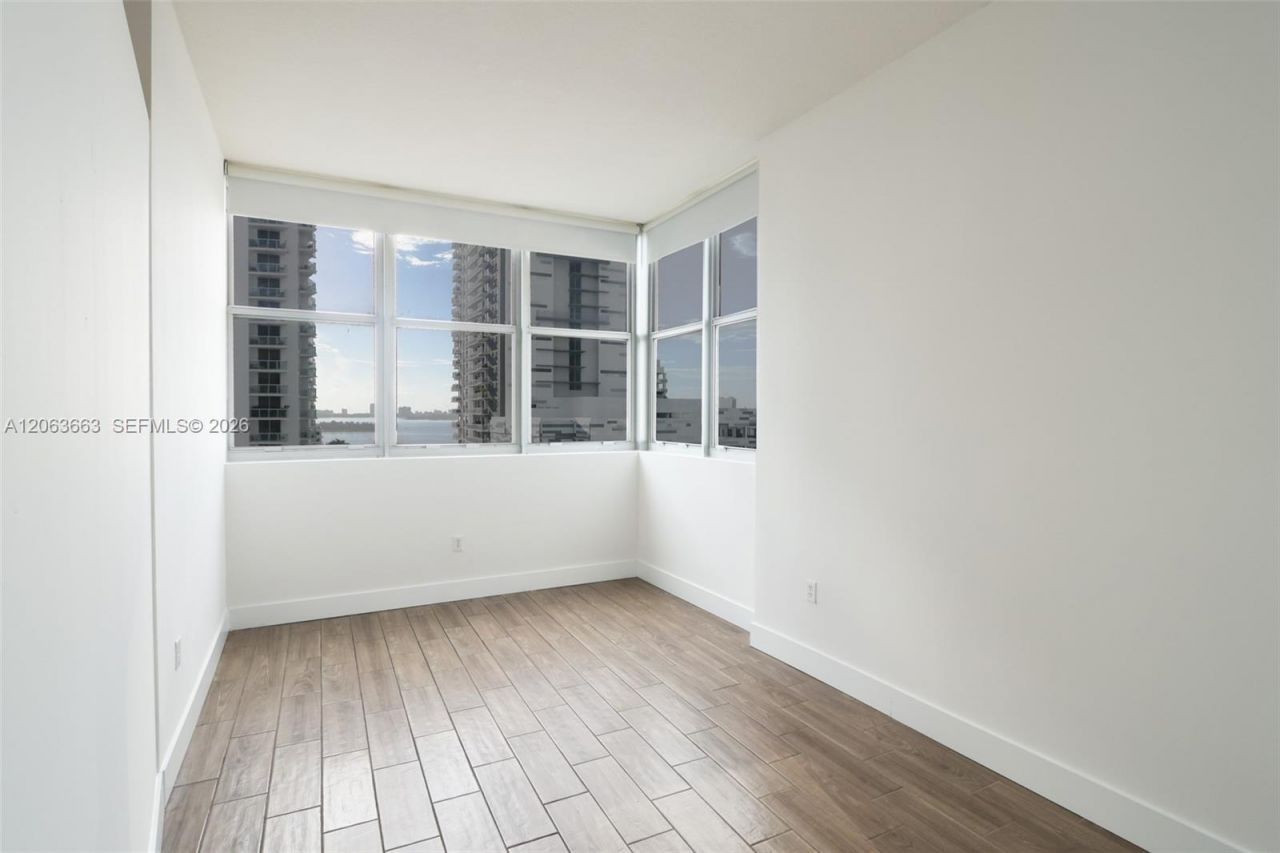 2200 NE 4th Ave , Unit 802, Miami, FL 33137 Photo