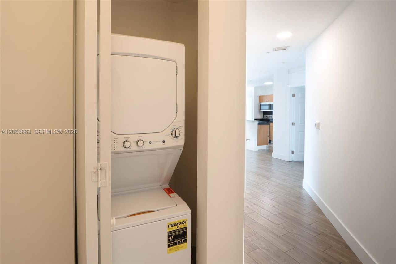 2200 NE 4th Ave , Unit 802, Miami, FL 33137 Photo