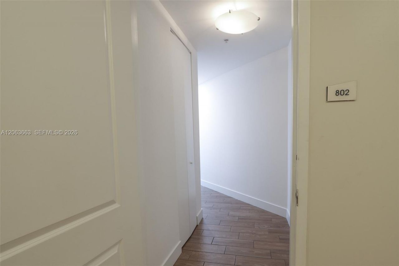 2200 NE 4th Ave , Unit 802, Miami, FL 33137 Photo