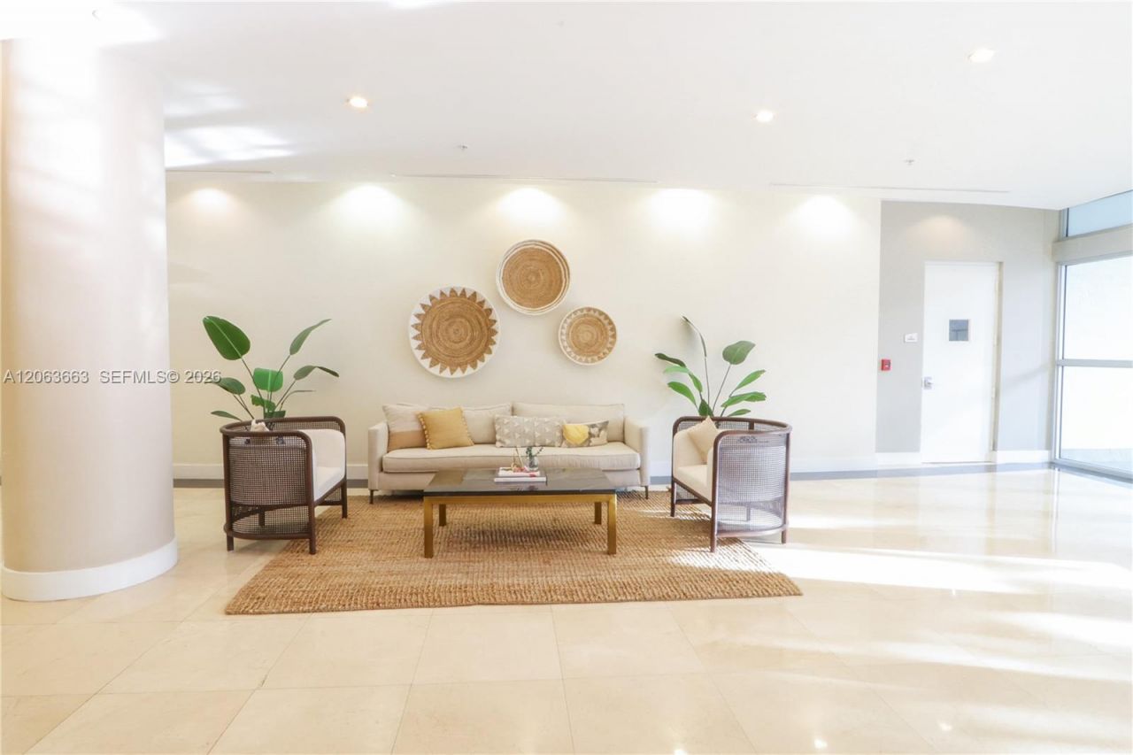 2200 NE 4th Ave , Unit 802, Miami, FL 33137 Photo