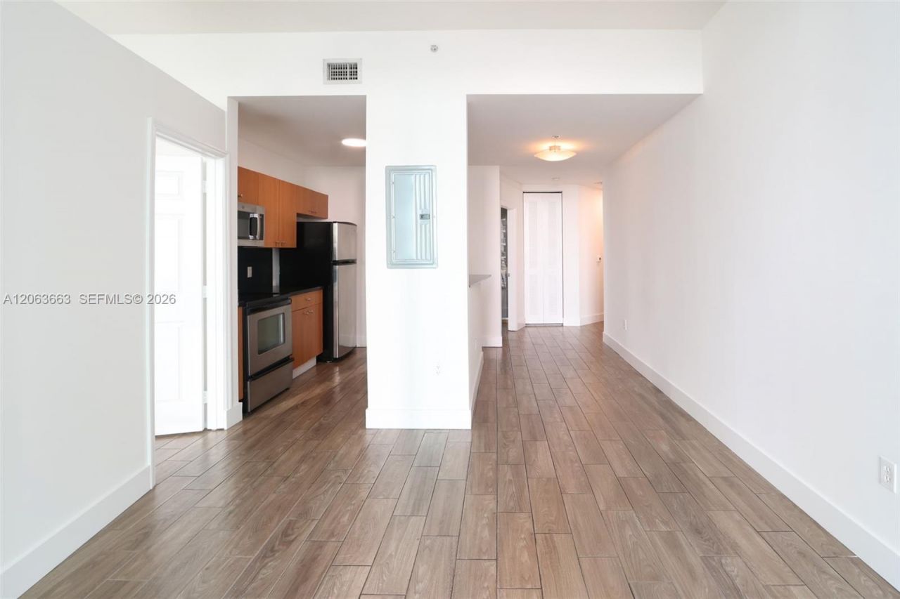 2200 NE 4th Ave , Unit 802, Miami, FL 33137 Photo