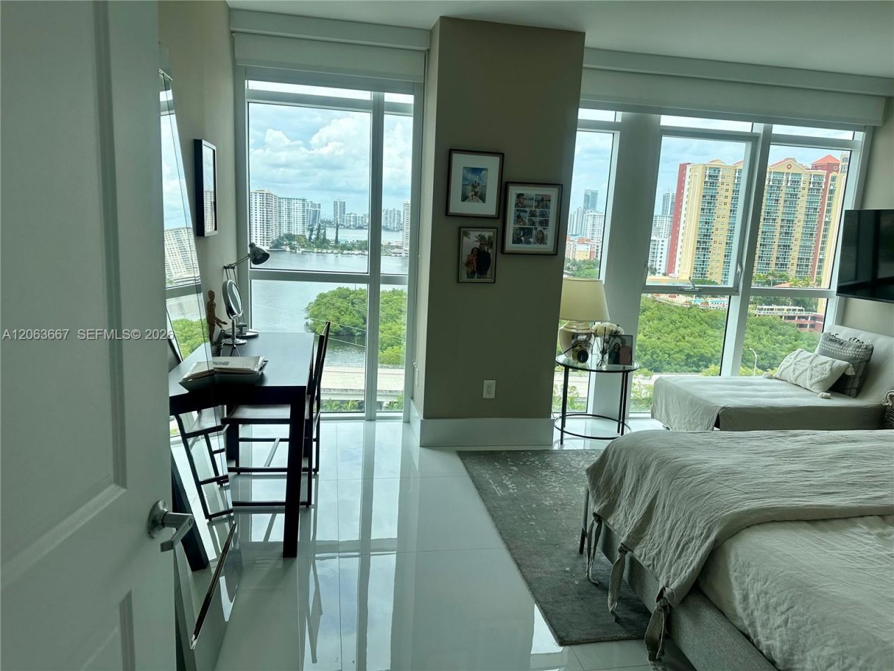 400 Sunny Isles Blvd , Unit 1401, Sunny Isles Beach, FL 33160 Photo