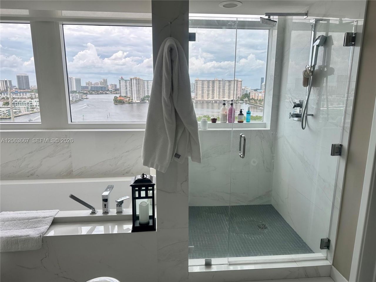 400 Sunny Isles Blvd , Unit 1401, Sunny Isles Beach, FL 33160 Photo