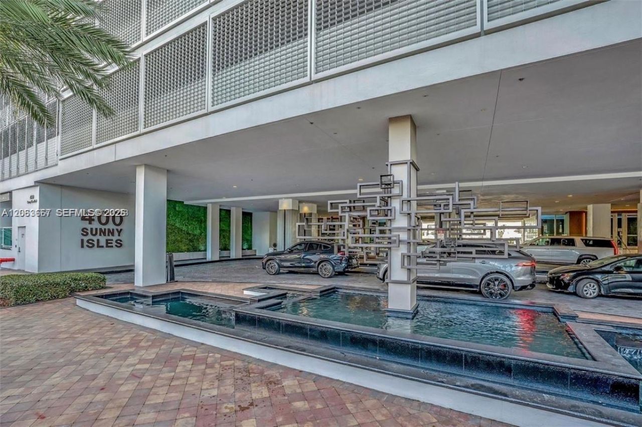 400 Sunny Isles Blvd , Unit 1401, Sunny Isles Beach, FL 33160 Photo