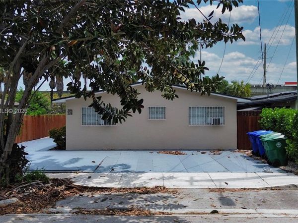 286 NW 39th St , Unit 288, Miami, FL 33127
