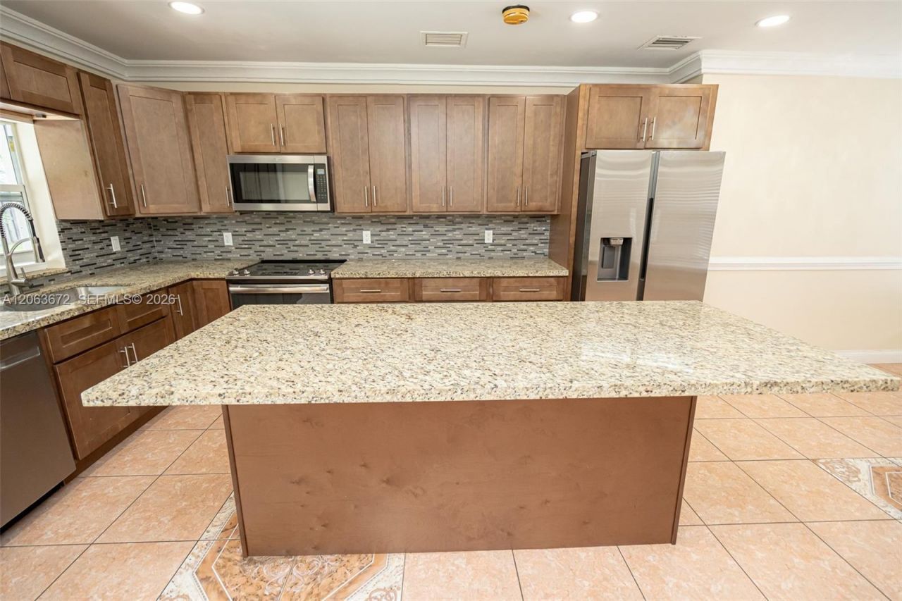 5613 Pierce St, Unit 1, Hollywood, FL 33021 Photo