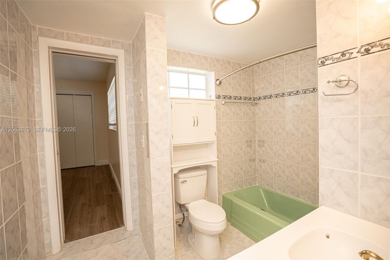 5613 Pierce St, Unit 1, Hollywood, FL 33021 Photo