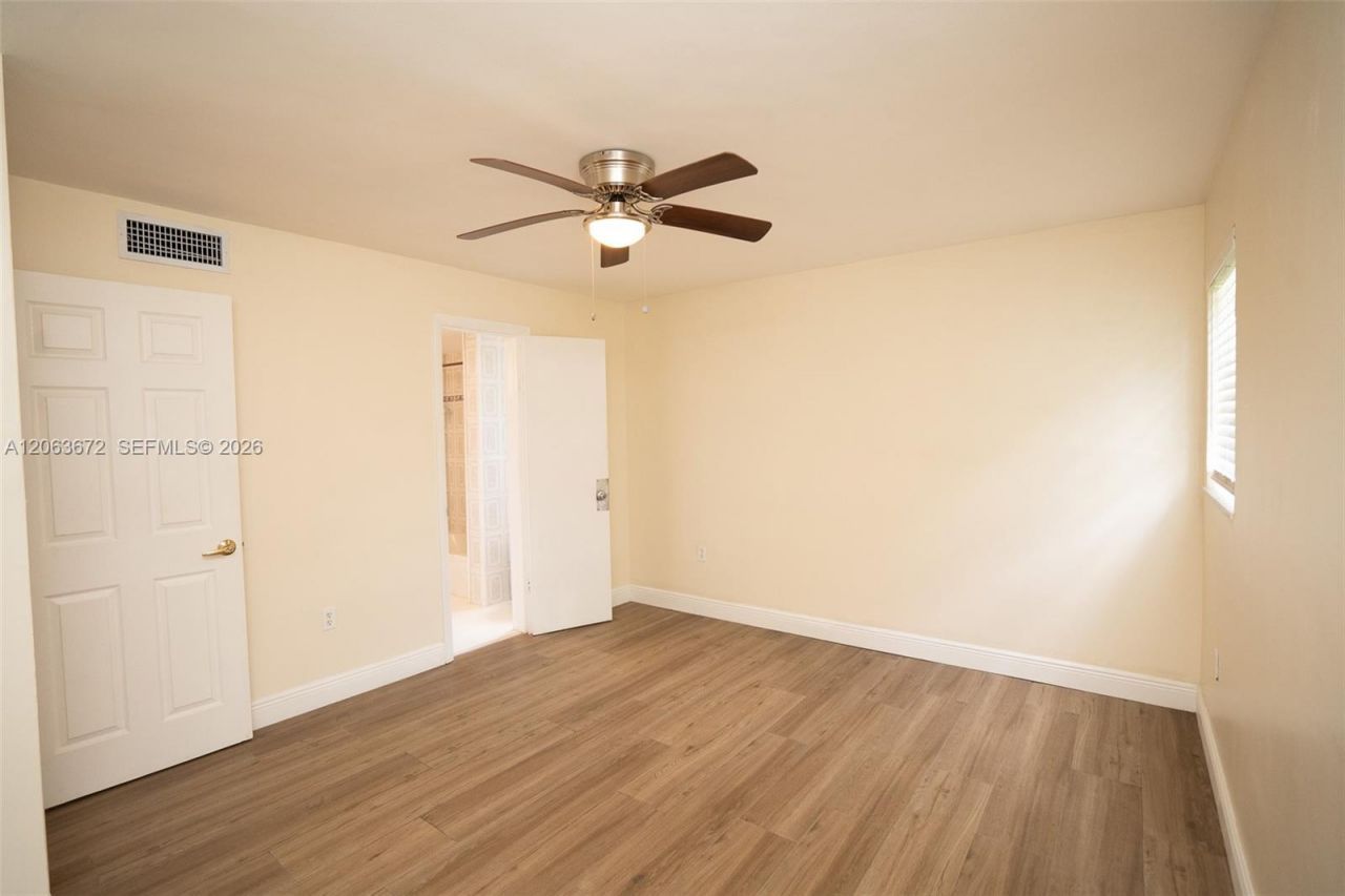 5613 Pierce St, Unit 1, Hollywood, FL 33021 Photo