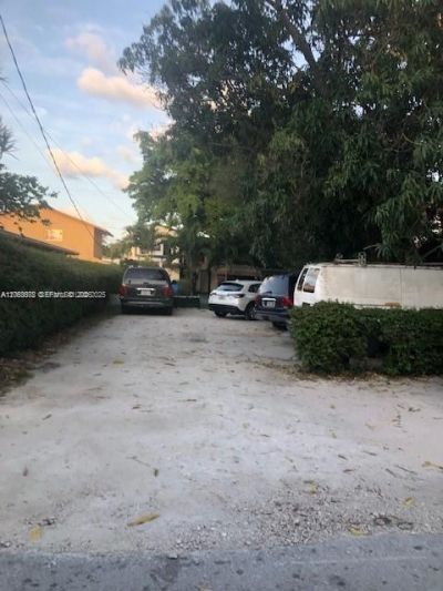 2231 SW 57th Ct, Miami, FL 33155 Photo