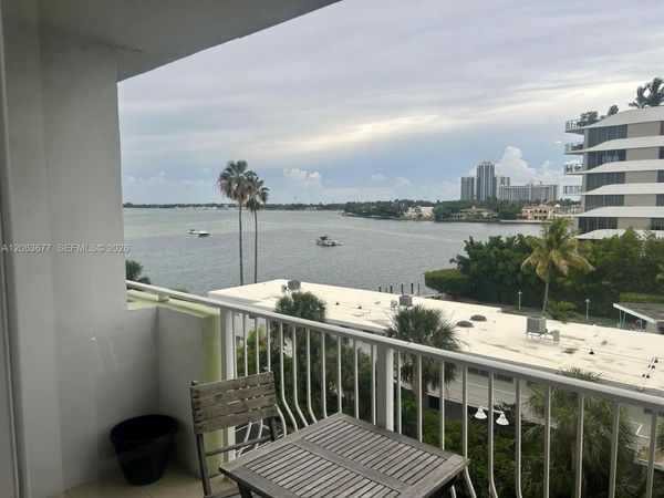 10350 W Bay Harbor Dr, Unit 5F, Bay Harbor Islands, FL 33154