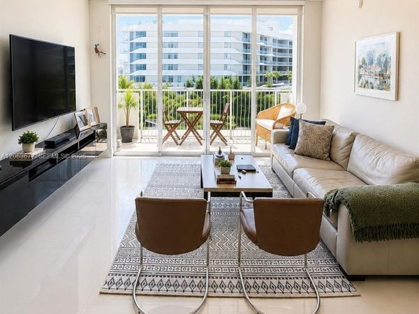 10350 W Bay Harbor Dr, Unit 5F, Bay Harbor Islands, FL 33154