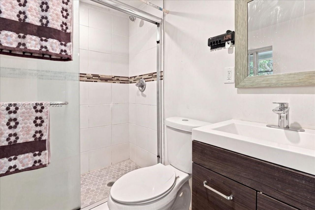 20340 NW 42nd Ave , Miami Gardens, FL 33055 Photo