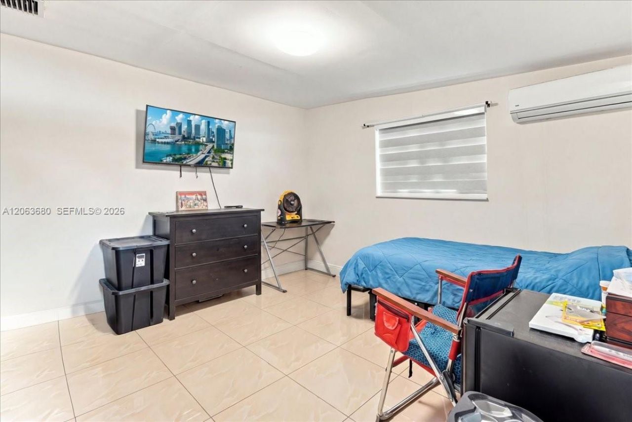 20340 NW 42nd Ave , Miami Gardens, FL 33055 Photo