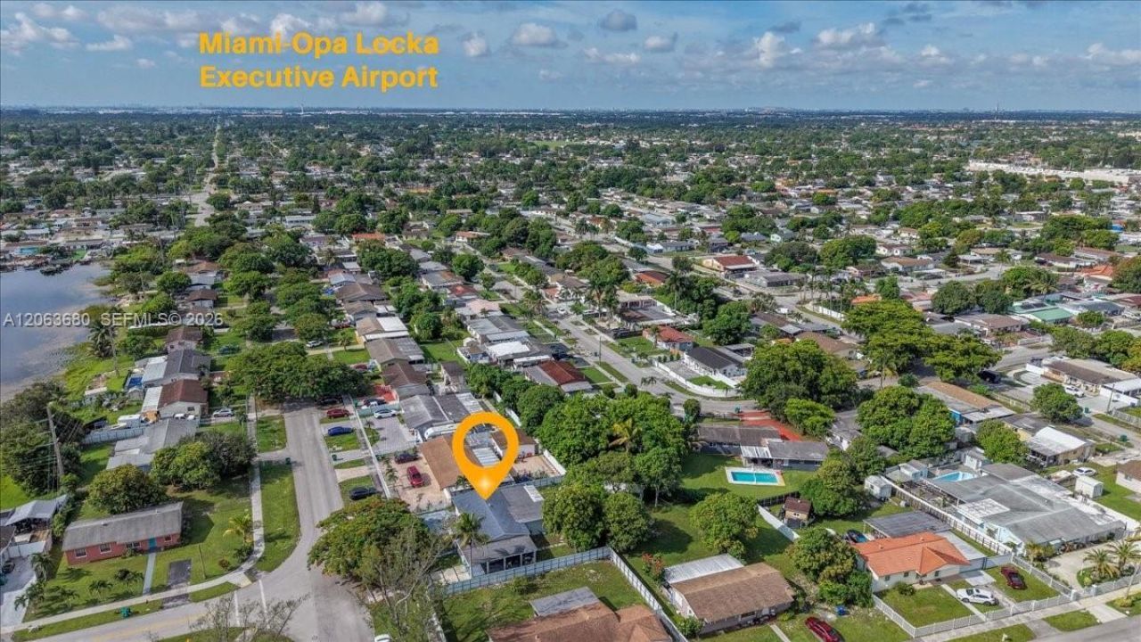 20340 NW 42nd Ave , Miami Gardens, FL 33055 Photo