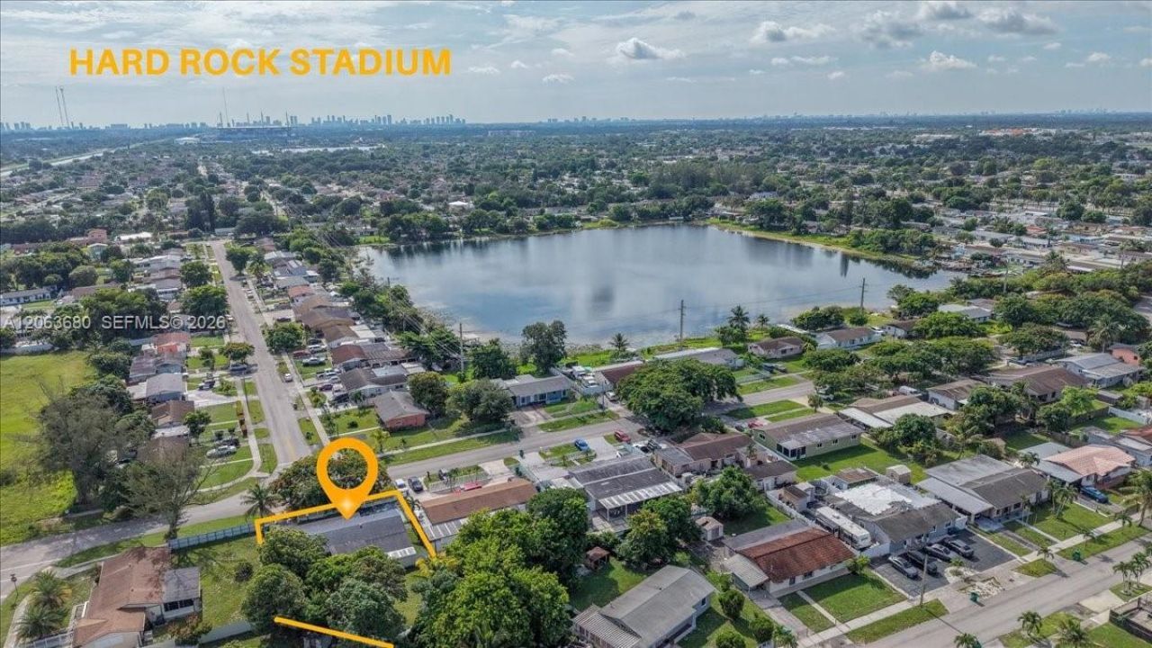 20340 NW 42nd Ave , Miami Gardens, FL 33055 Photo