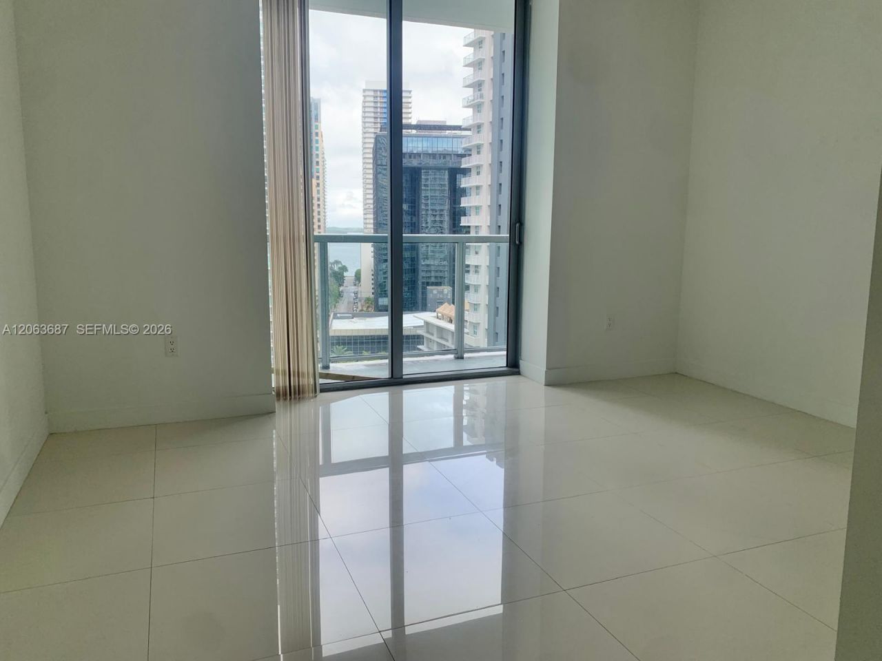 79 SW 12 St , Unit 1707, Miami, FL 33130 Photo