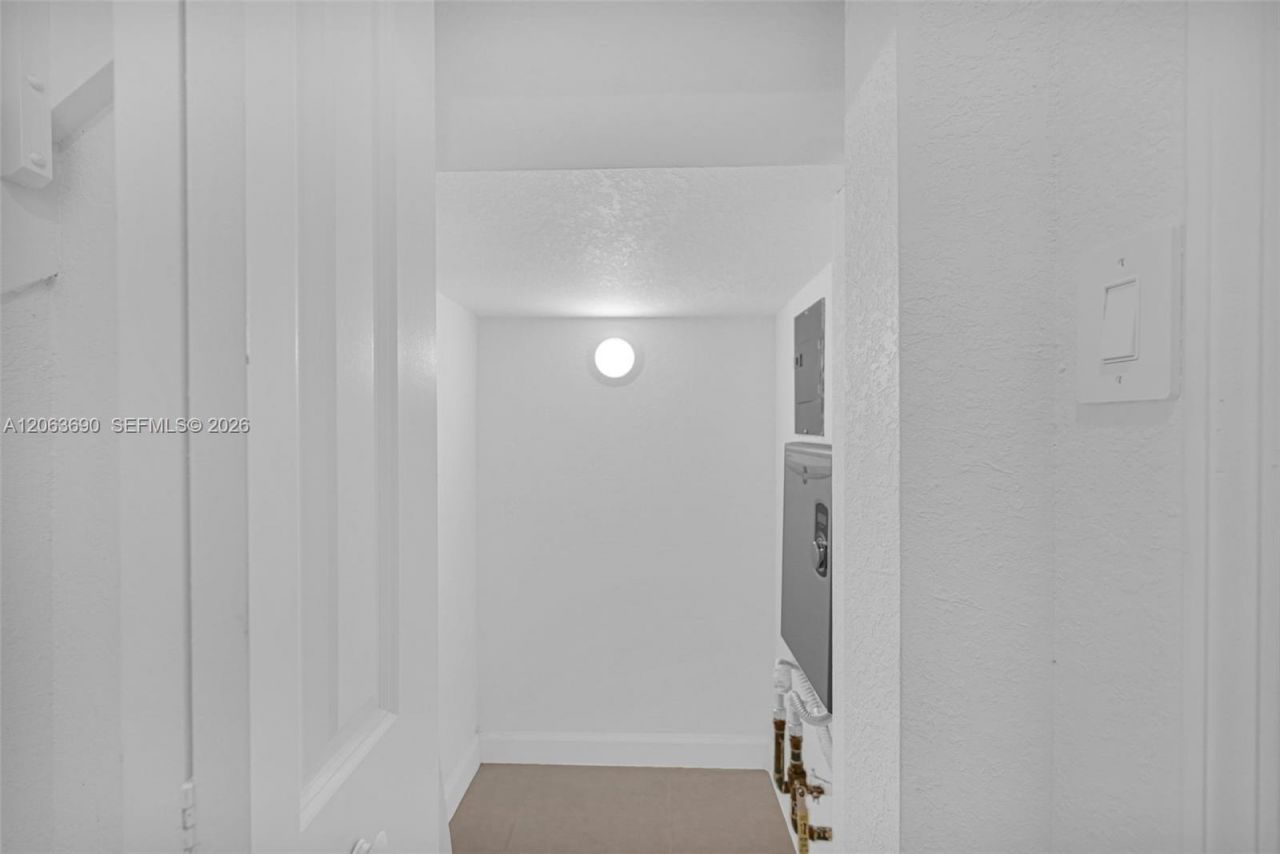 12429 NW 23rd Ct, Unit 12429, Miami, FL 33167 Photo
