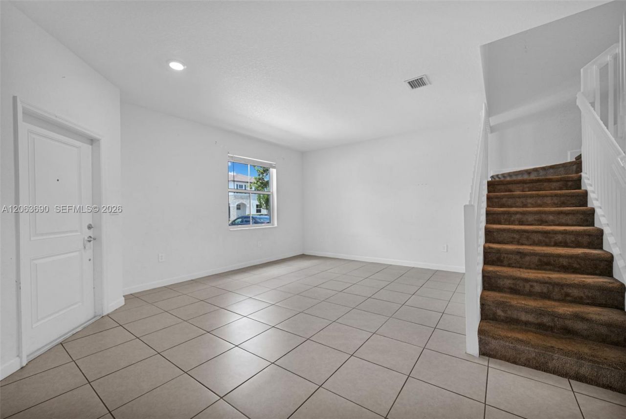 12429 NW 23rd Ct, Unit 12429, Miami, FL 33167 Photo