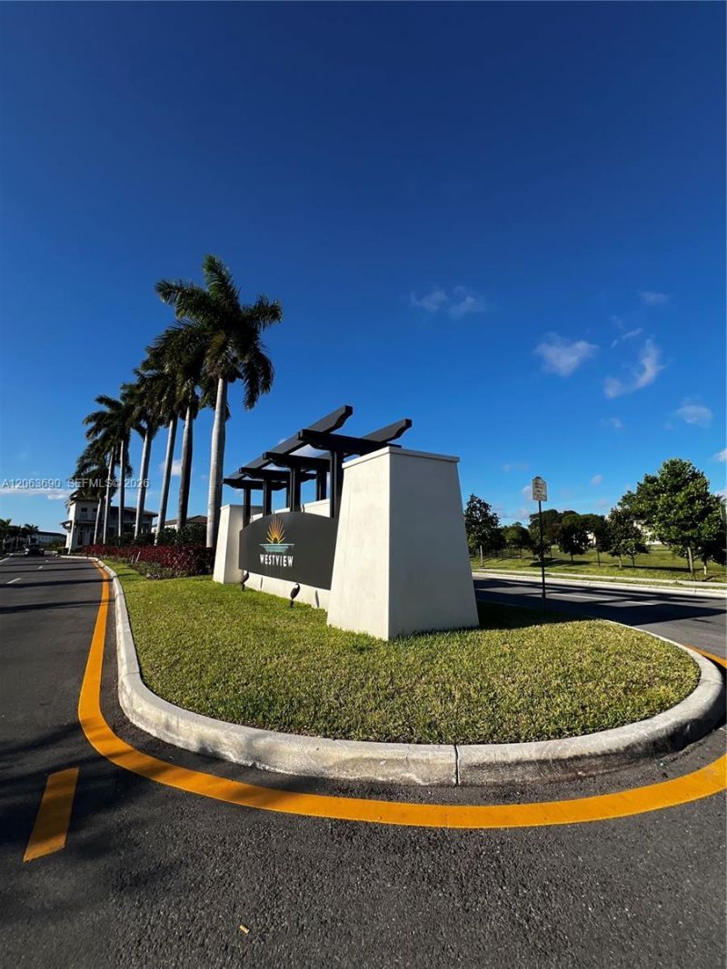12429 NW 23rd Ct, Unit 12429, Miami, FL 33167 Photo