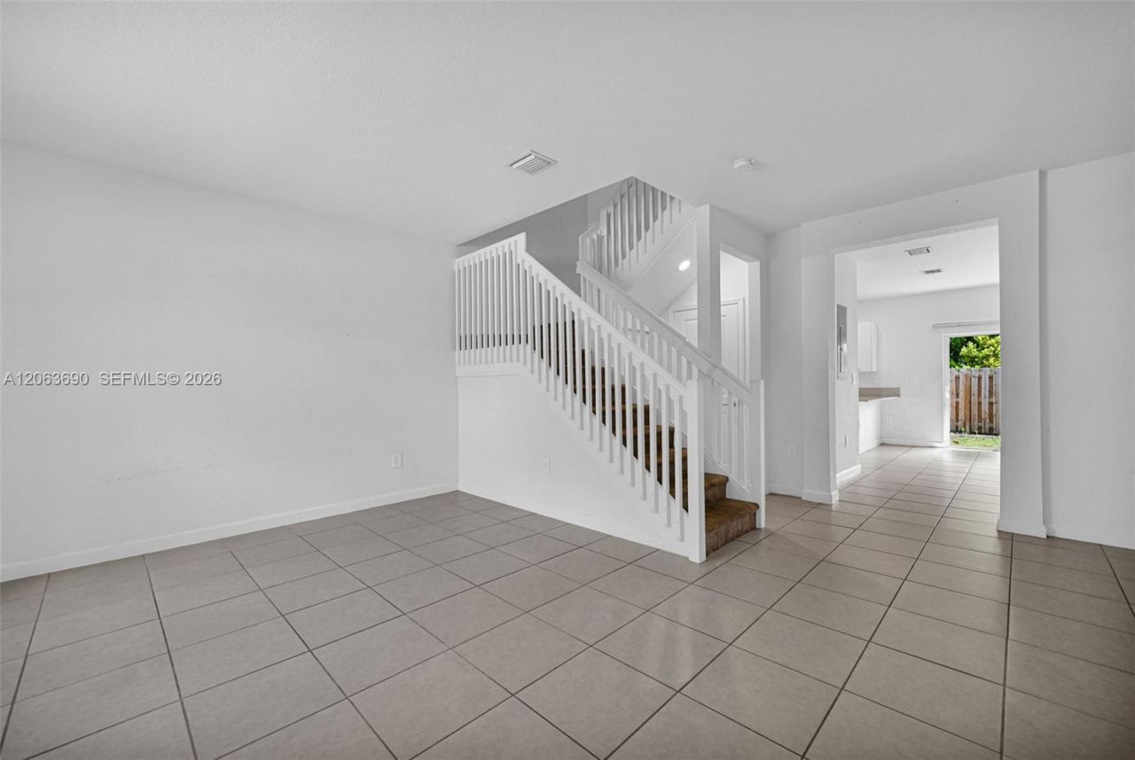 12429 NW 23rd Ct, Unit 12429, Miami, FL 33167 Photo