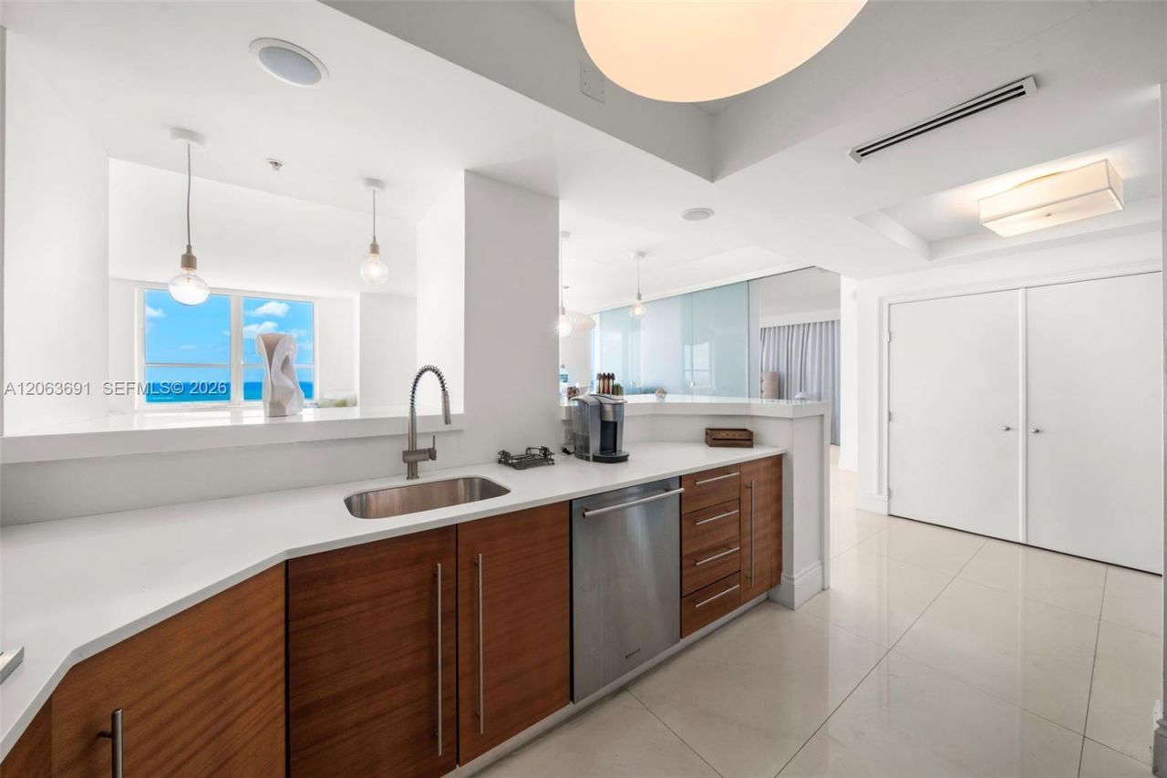 90 Alton Rd , Unit PH3209, Miami Beach, FL 33139 Photo