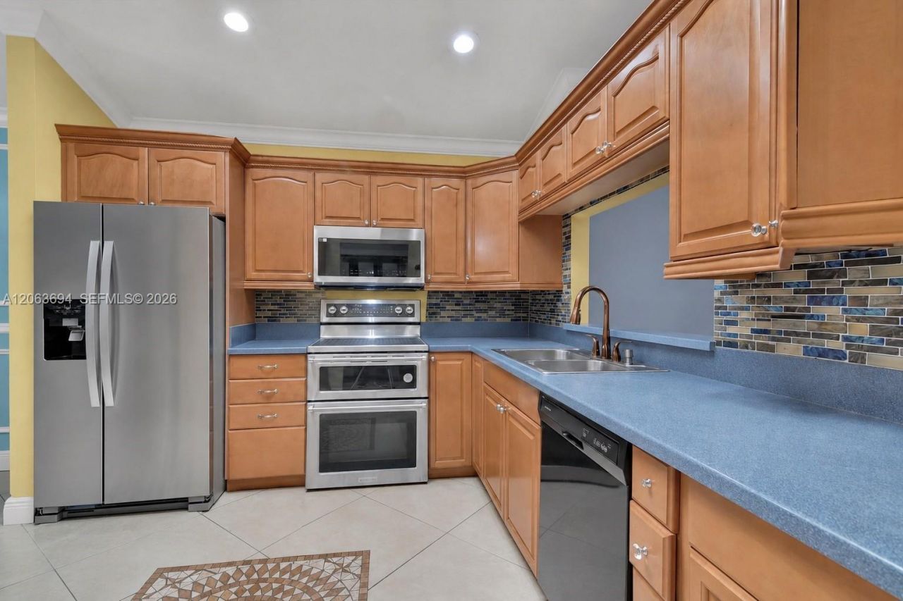 3740 Marlberry Ln, Miramar, FL 33025 Photo
