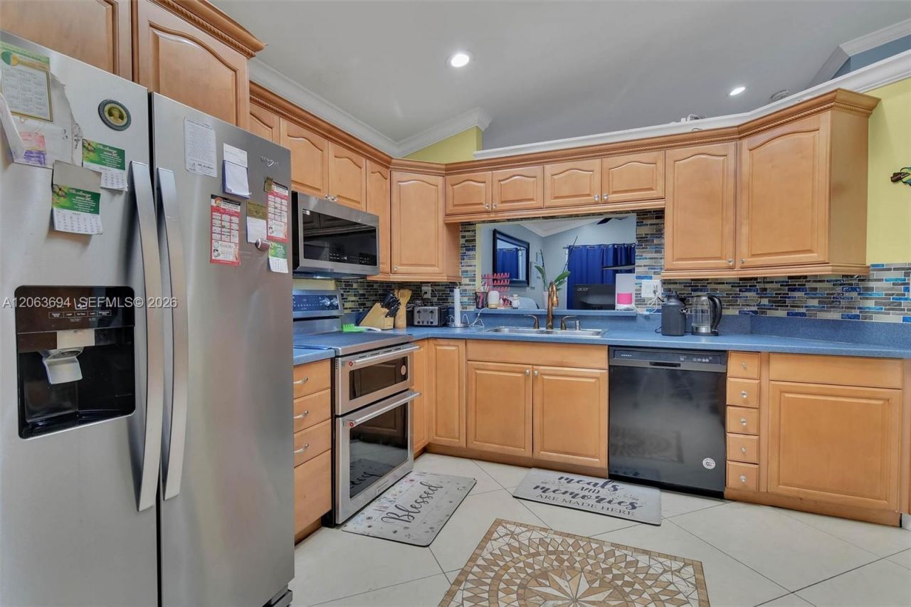 3740 Marlberry Ln, Miramar, FL 33025 Photo