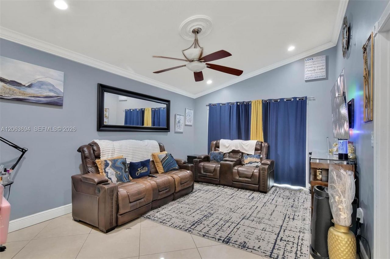 3740 Marlberry Ln, Miramar, FL 33025 Photo