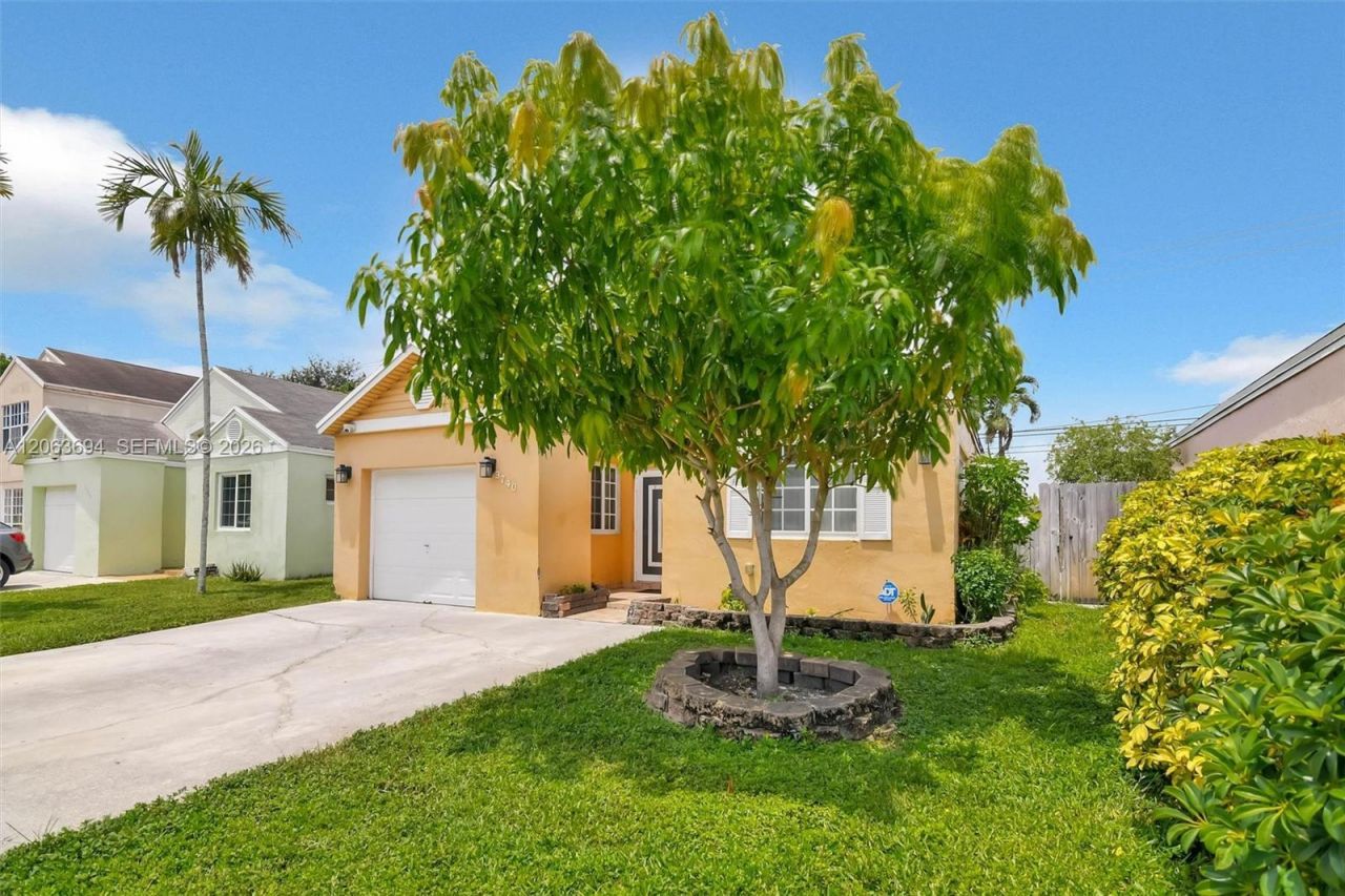 3740 Marlberry Ln, Miramar, FL 33025 Photo