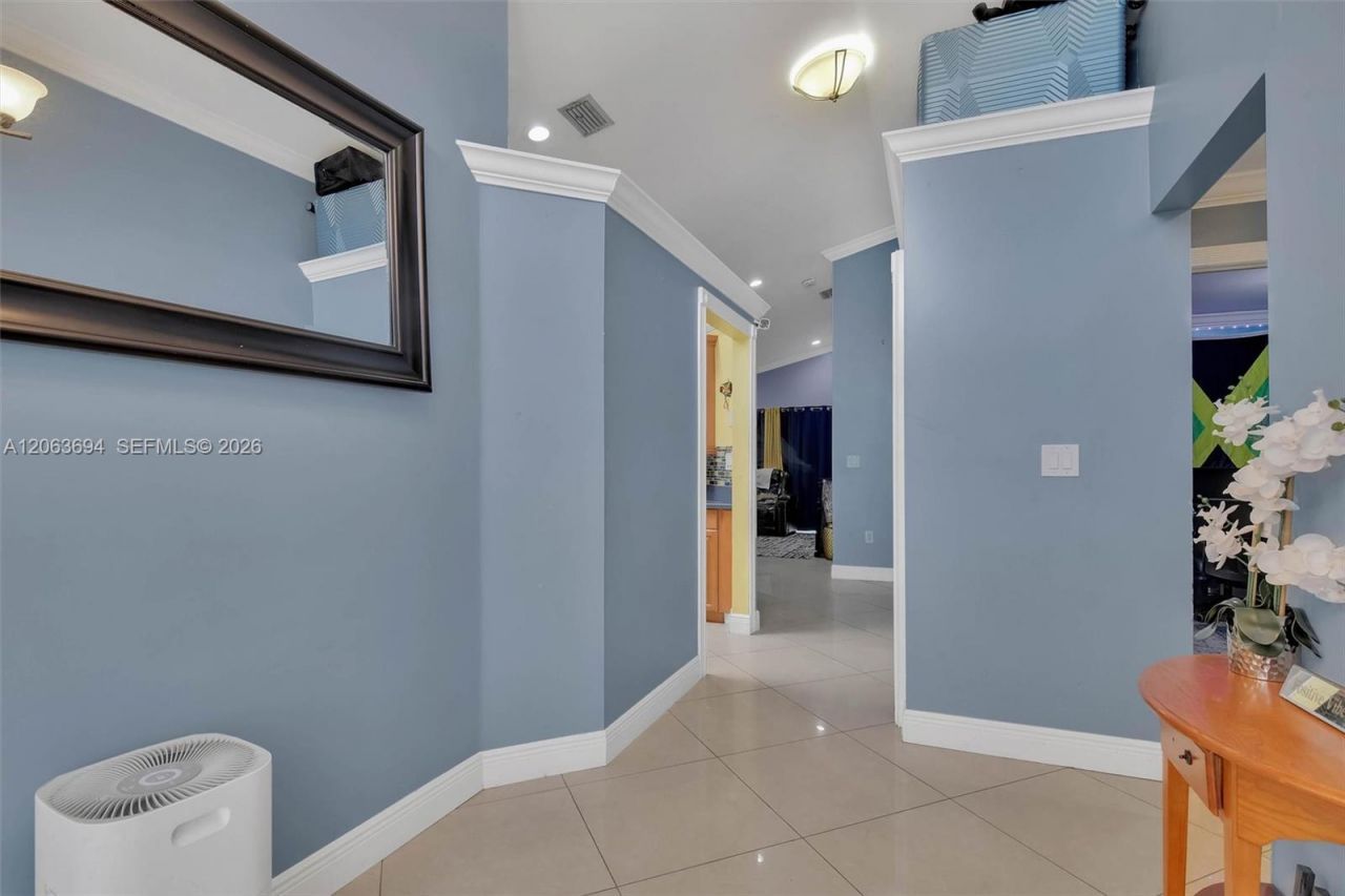 3740 Marlberry Ln, Miramar, FL 33025 Photo