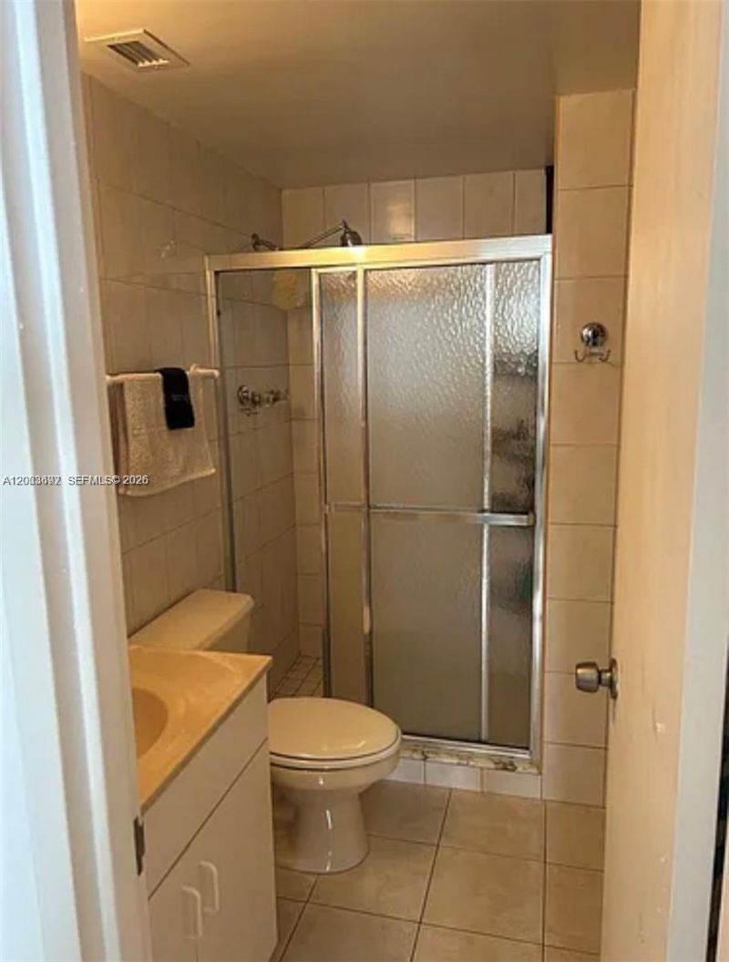 7441 Wayne Ave, Unit 14D, Miami Beach, FL 33141 Photo
