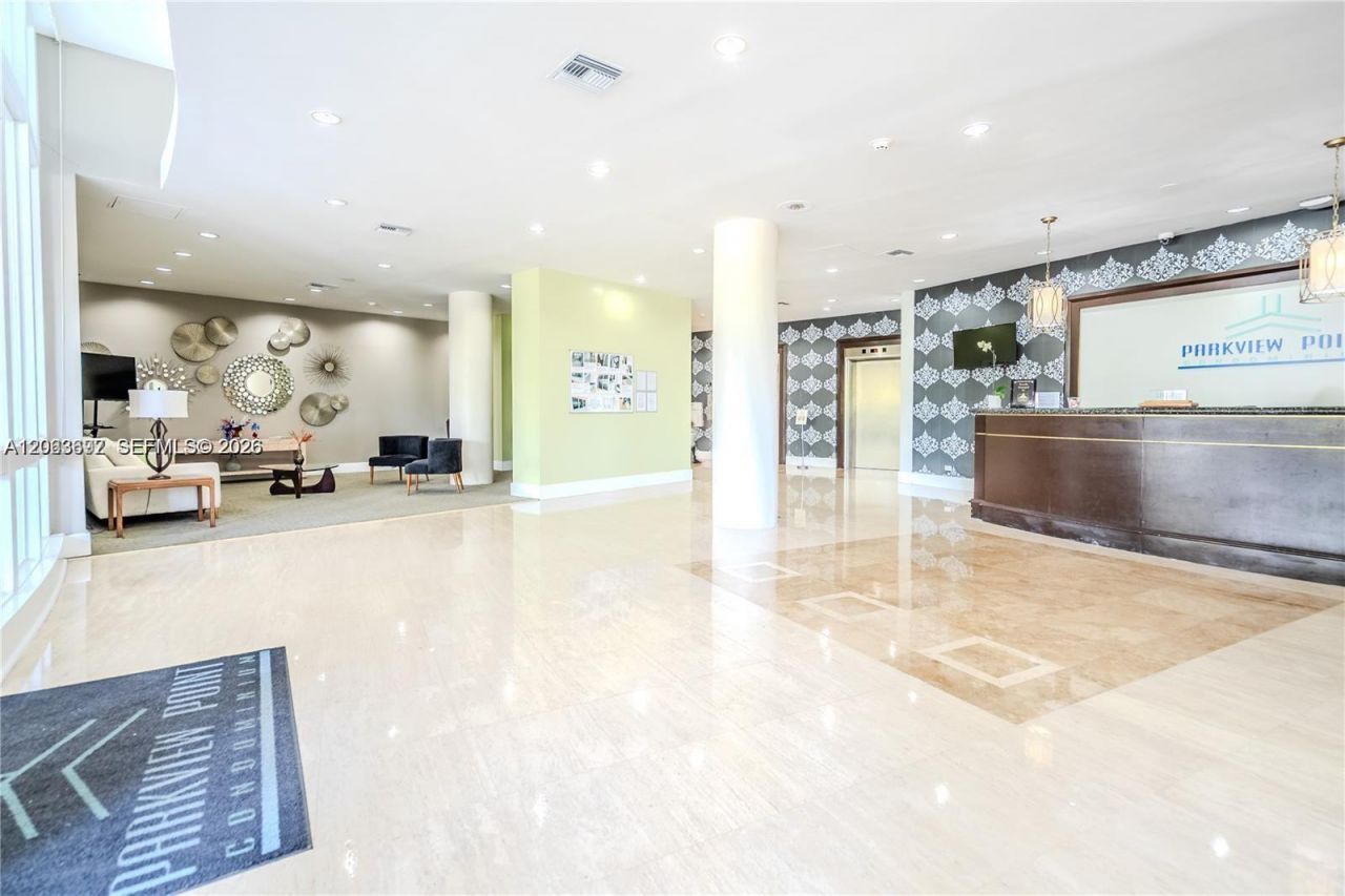 7441 Wayne Ave, Unit 14D, Miami Beach, FL 33141 Photo