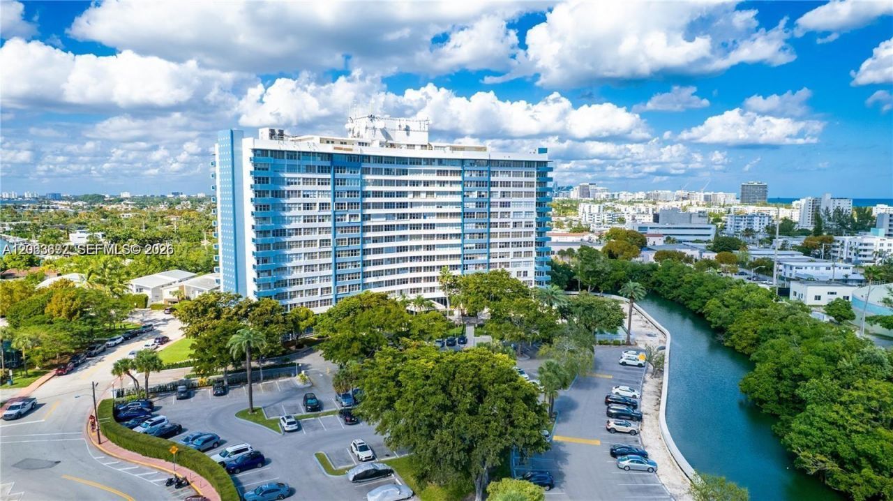 7441 Wayne Ave, Unit 14D, Miami Beach, FL 33141 Photo