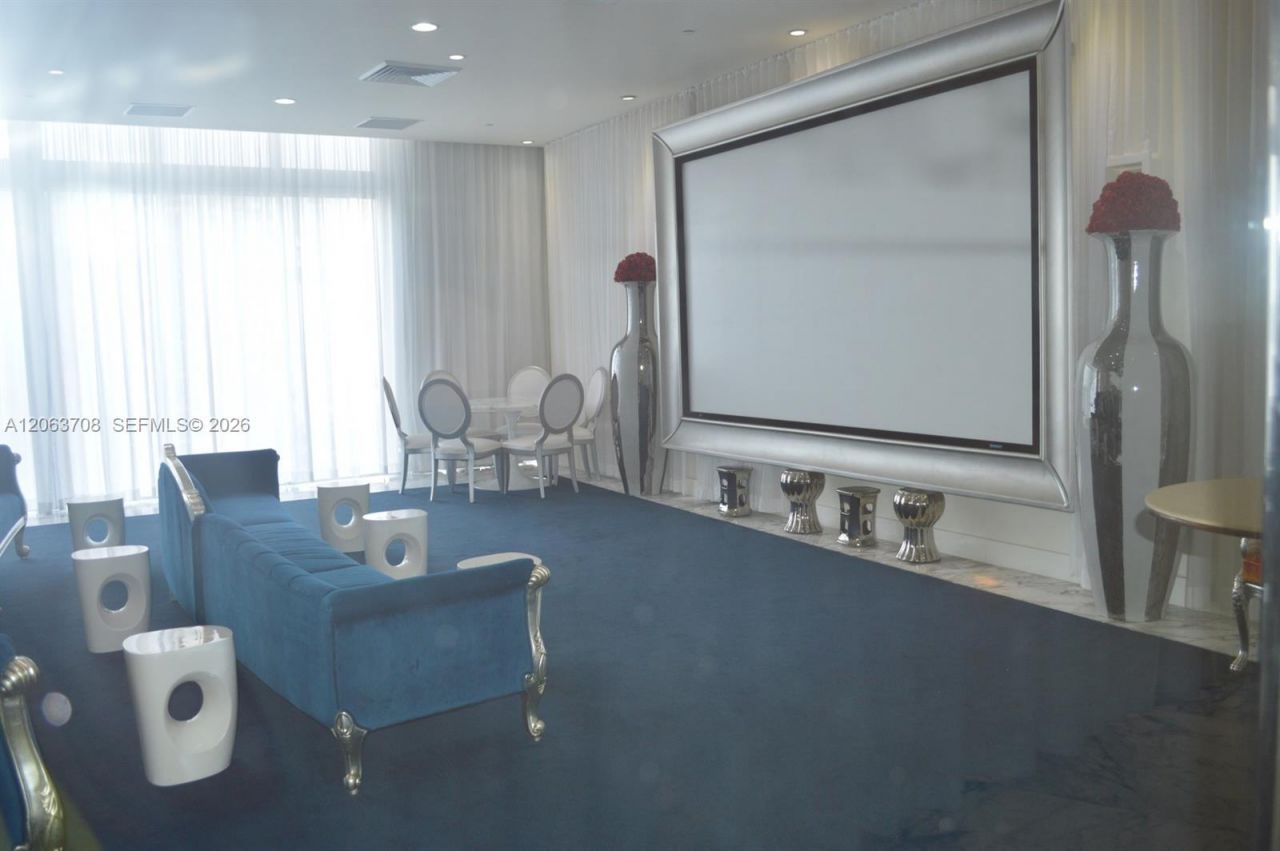 475 Brickell Ave , Unit 1814, Miami, FL 33131 Photo