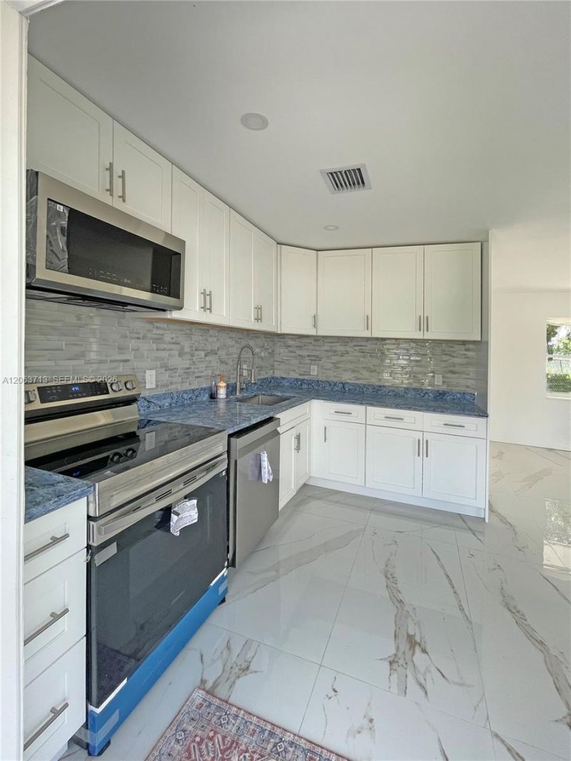 1606 NW 12th Ave, Fort Lauderdale, FL 33311 Photo