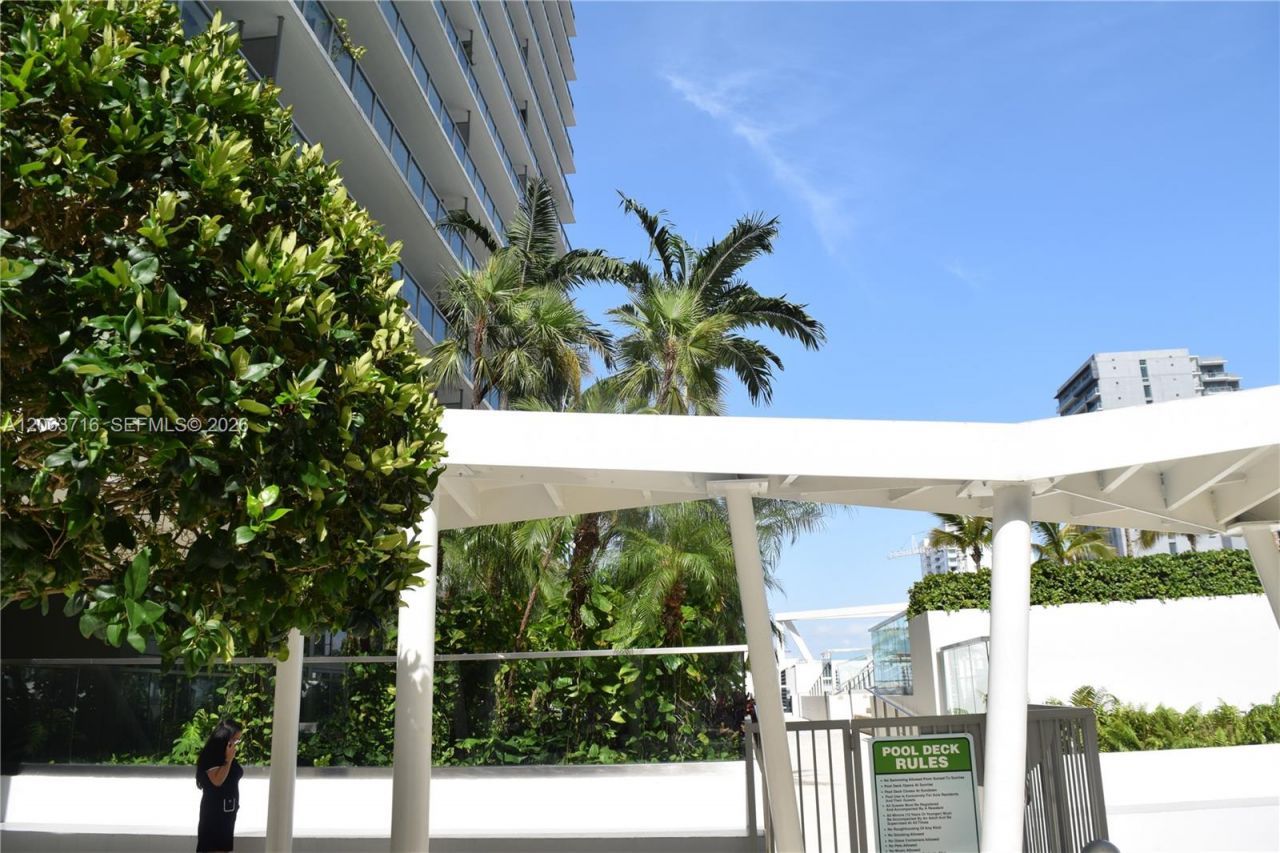 1111 SW 1st Ave, Unit 3014-N, Miami, FL 33130 Photo