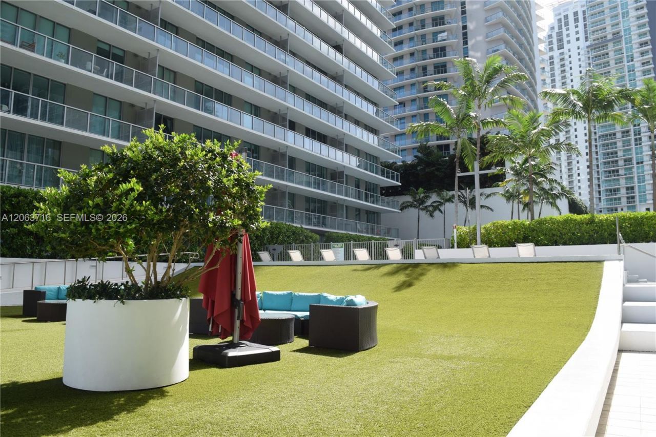 1111 SW 1st Ave, Unit 3014-N, Miami, FL 33130 Photo