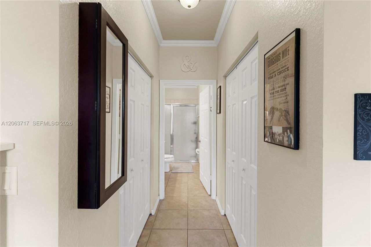 9052 Plymouth Pl, Unit 9052, Tamarac, FL 33321 Photo