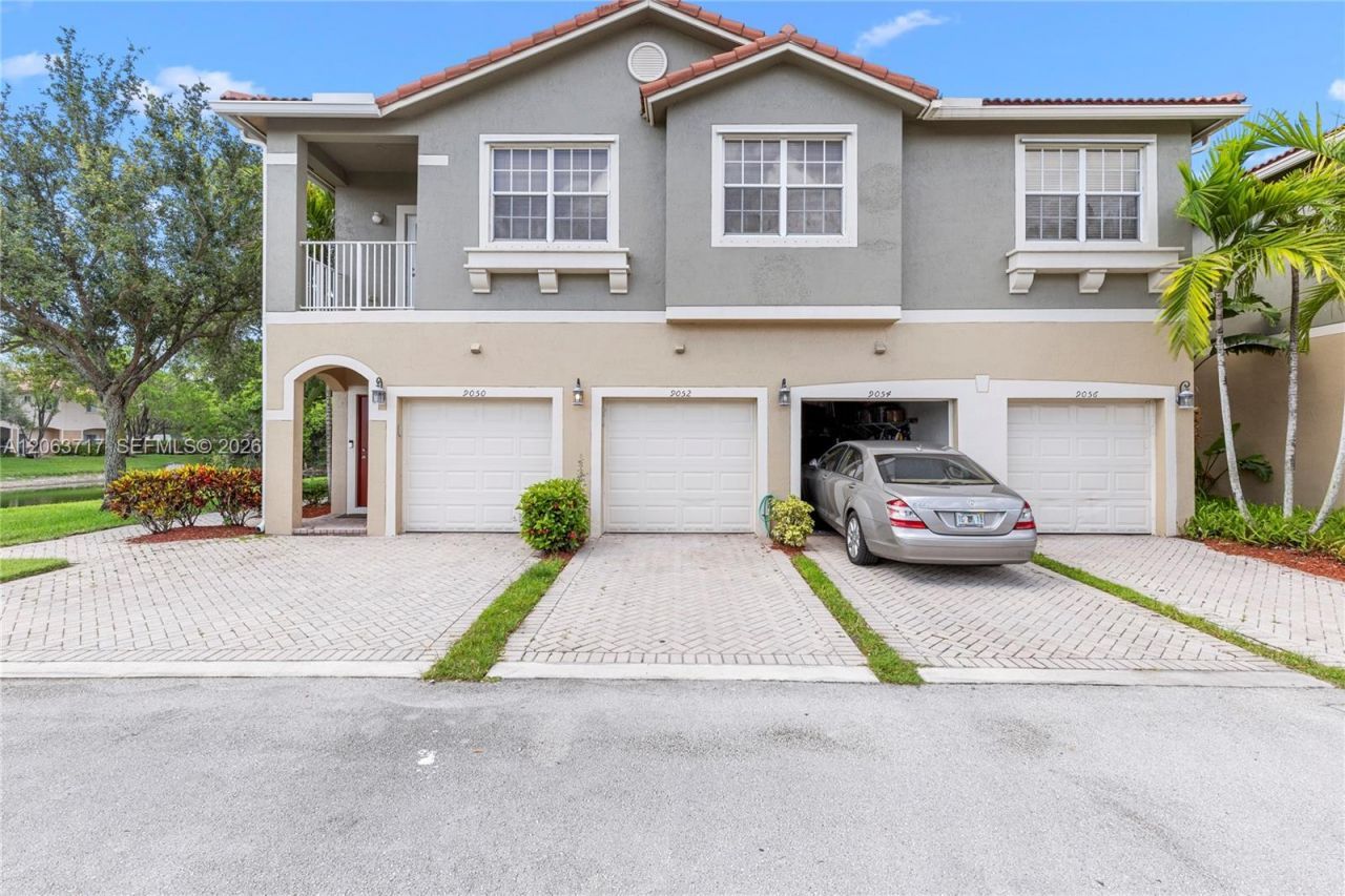 9052 Plymouth Pl, Unit 9052, Tamarac, FL 33321 Photo