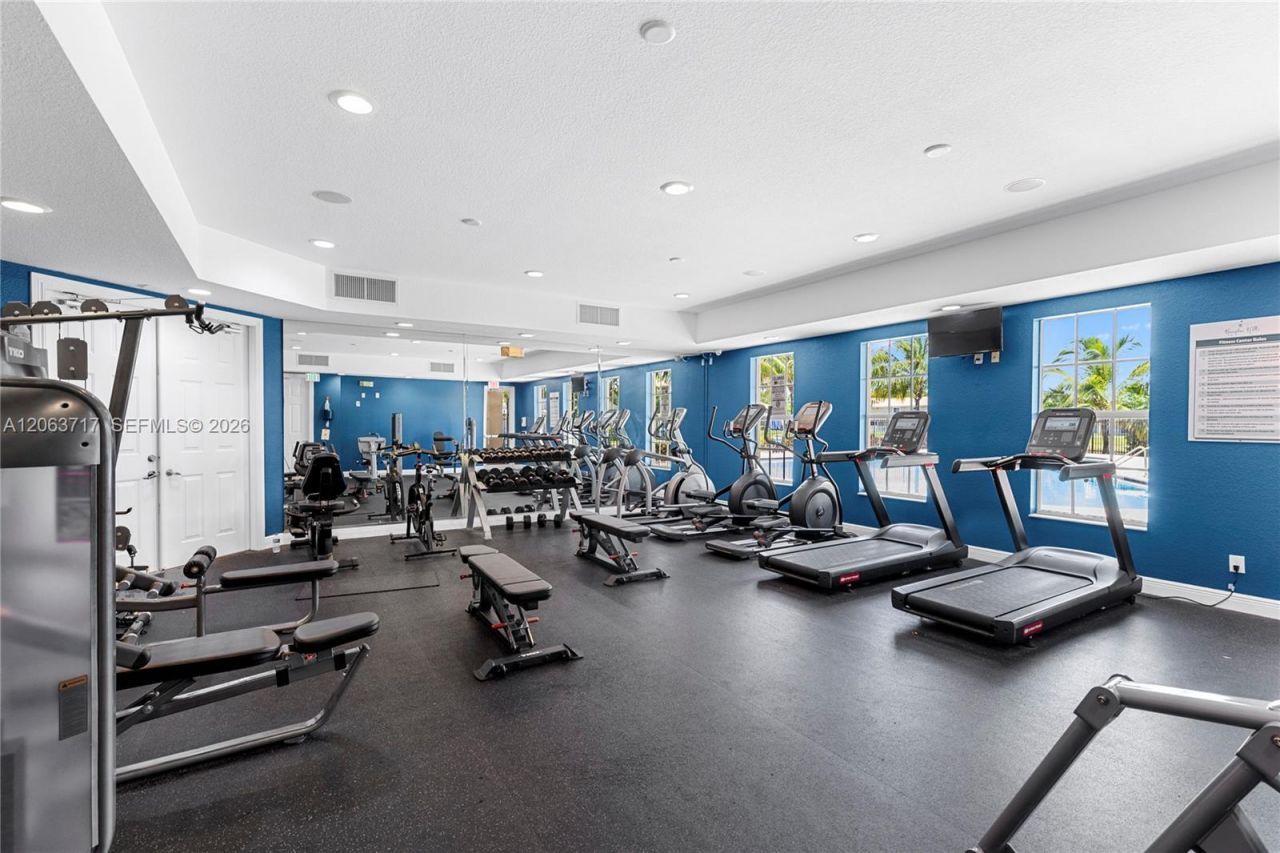 9052 Plymouth Pl, Unit 9052, Tamarac, FL 33321 Photo