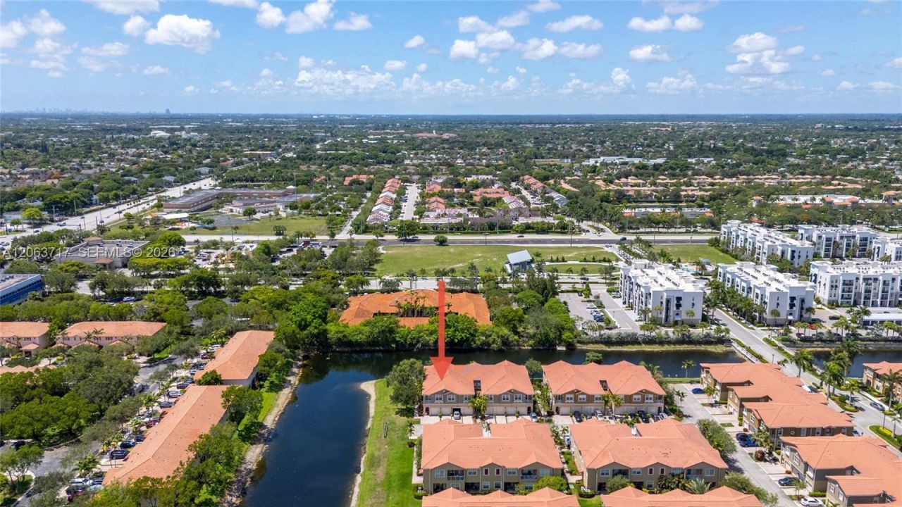 9052 Plymouth Pl, Unit 9052, Tamarac, FL 33321 Photo