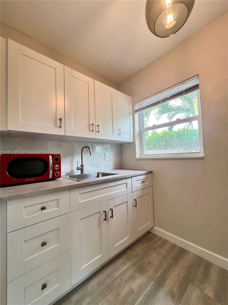 150 NE 59th St, Miami, FL 33137 Photo