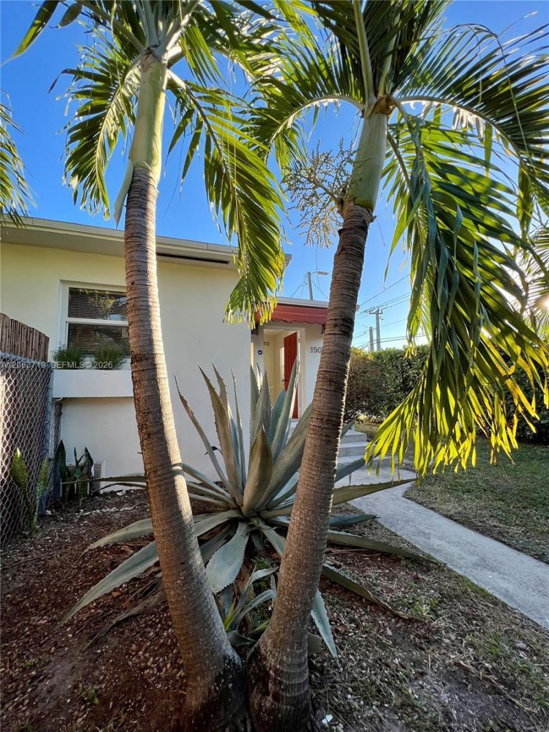 150 NE 59th St, Miami, FL 33137 Photo