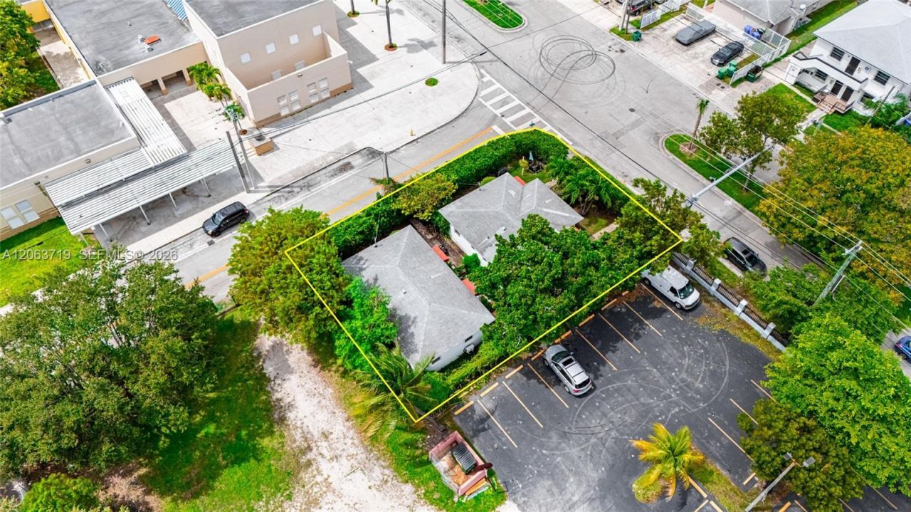 150 NE 59th St, Miami, FL 33137 Photo