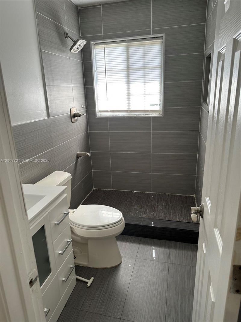 10321 SW 51st St, Miami, FL 33165 Photo