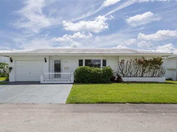 7100 NW 66th Ter , Tamarac, FL 33321